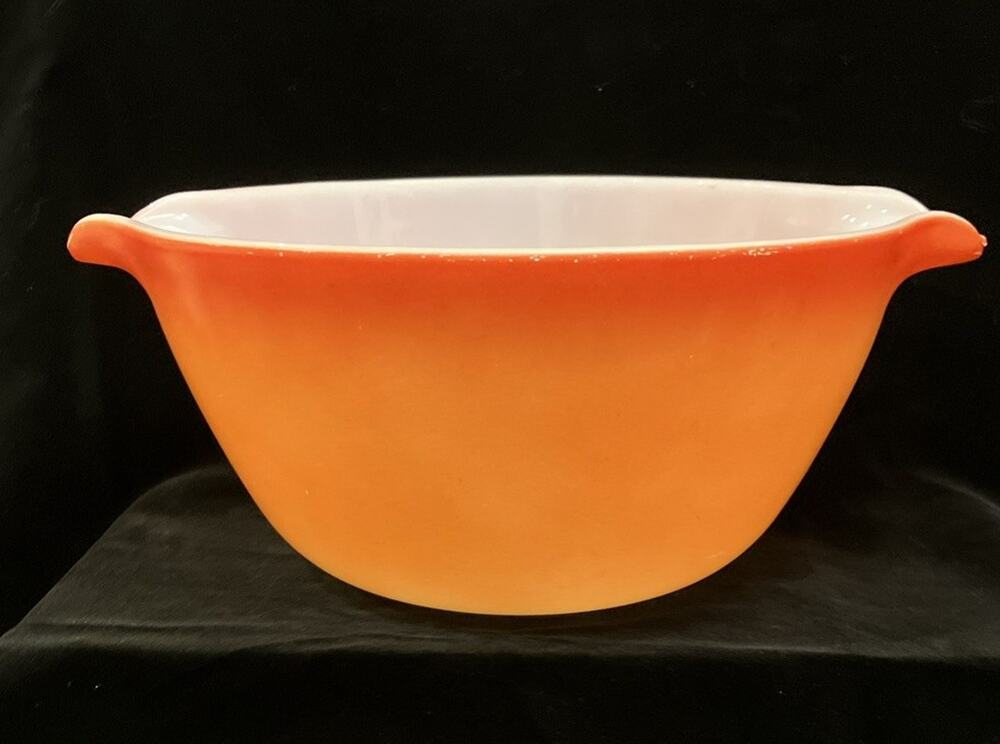 VTG Anchor Hocking Fire King Orange Ombre Cinderella Mixing Bowl Pour 2 Qt